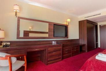 هتل Doris Spa