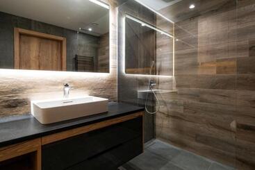 هتل Meta Resort & Vine Spa