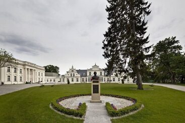 هتل Pałac Romantyczny