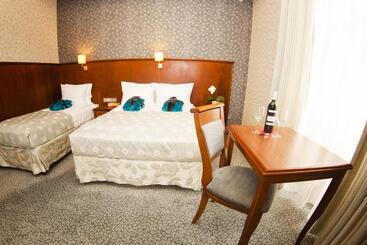 Hotel &spa Stary Dziwnów Basen Swimming Pool