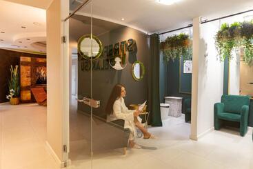 هتل Verde Montana Wellness & Spa