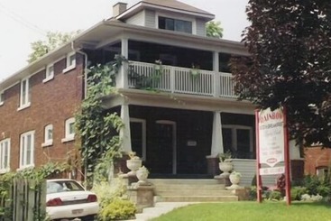 Rainbow Bed & Breakfast - Niagara Falls