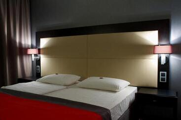 Silver Hotel & Gokart Center