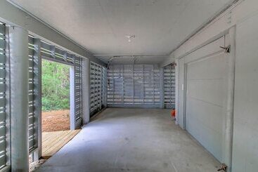 29 Twin Oaks