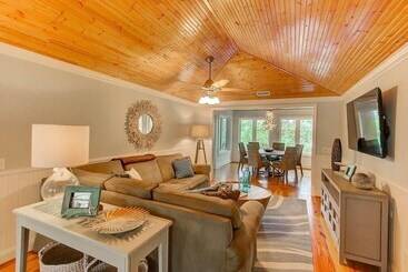 29 Twin Oaks