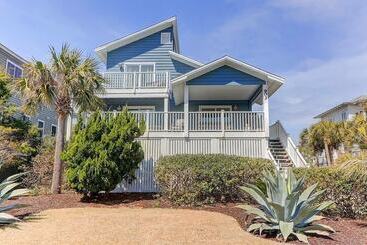 903 Ocean Boulevard