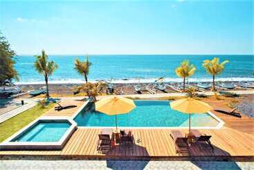 هتل Hi Blue Bali Melasti Dive Resort