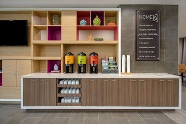 هتل Home2 Suites By Hilton Burleson
