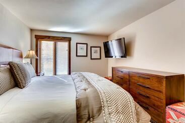 هتل Luxury Ski In, Ski Out 1 Bedroom Condo In Lionshead Village
