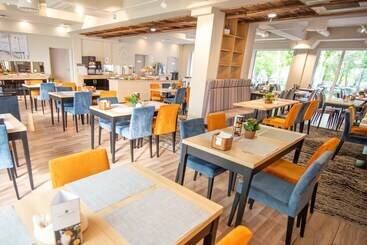 هتل West Baltic Resort Wellness & Spa