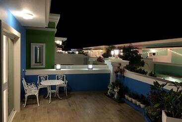 پانسیون Bloom B&b
