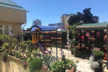 پانسیون Guest House Planeta Mov