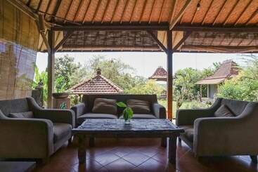 هاستل Bali Eco Living Yoga Healing Meditation And Retreat Center
