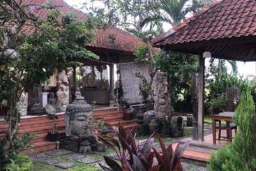 هاستل Bali Eco Living Yoga Healing Meditation And Retreat Center