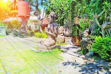 هاستل Bali Eco Living Yoga Healing Meditation And Retreat Center