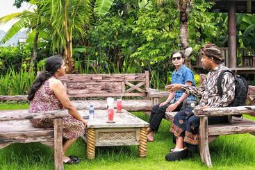 هاستل Bali Eco Living Yoga Healing Meditation And Retreat Center