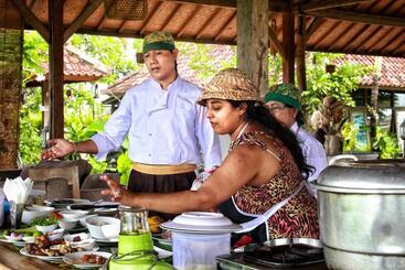 هاستل Bali Eco Living Yoga Healing Meditation And Retreat Center