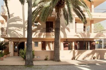 Apartamentos Alamos