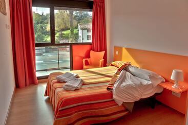 Apartamentos Turísticos Bahía De Boó