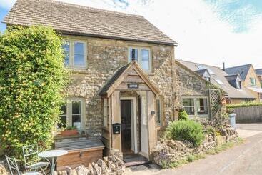 Appin Cottage