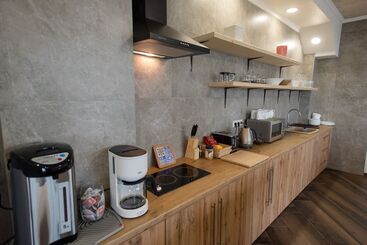 Atlas   Hostel