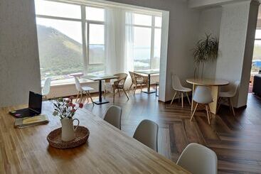 Atlas   Hostel