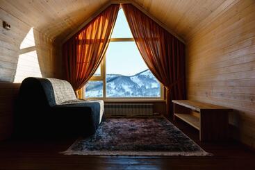 Atlas   Hostel