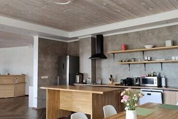 Atlas   Hostel