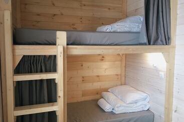 Atlas   Hostel