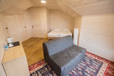 Atlas   Hostel