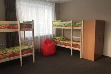 Hostel Happy House On Kholmogorova