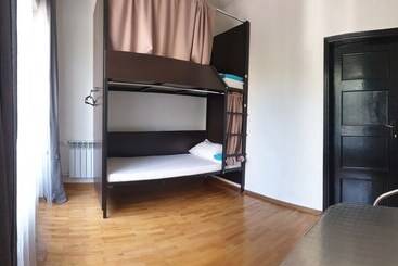 Hostel Uyut