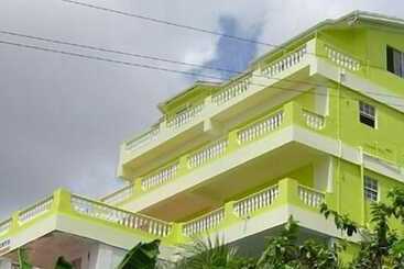 هتل Bay Hill Apartments