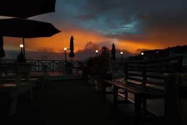 هتل Bayu Senja Lodge