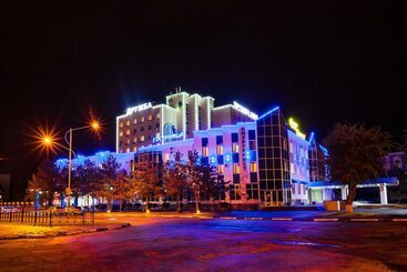 هتل Druzhba