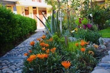 فندق Hospedaje Roly