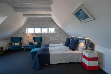 هتل Guesthouse Klitmøller