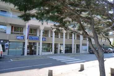 هتل Le Crystal Dinard Plage