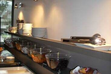 هتل Le Crystal Dinard Plage