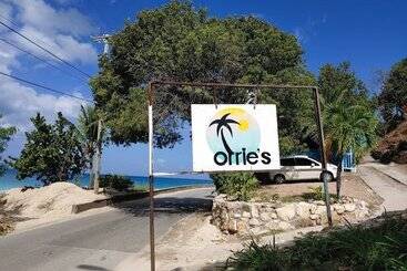 Orrie S Beach Bar And - Antigua-Johnsons Point