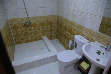 هتل Xonsaroy B&b