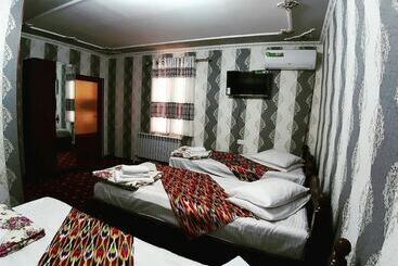 هتل Xonsaroy B&b