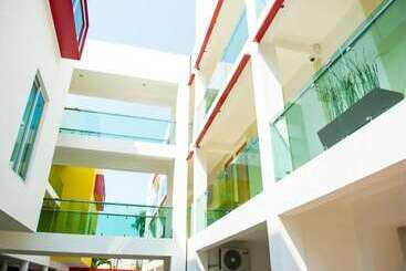 Jp Hotels & Suites