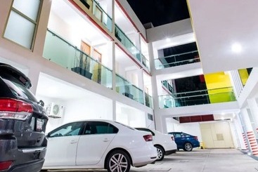 Jp Hotels & Suites