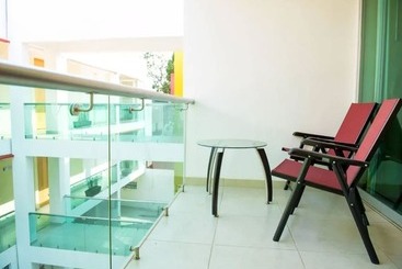 Jp Hotels & Suites
