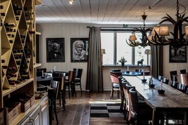 Olarsgården Hotell
