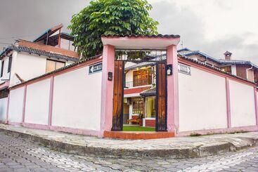 پانسیون Casa Del Huésped