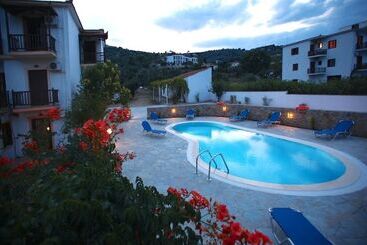 پانسیون Christos Guesthouse