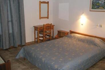 پانسیون Christos Guesthouse