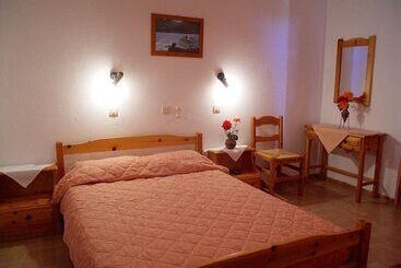 پانسیون Christos Guesthouse